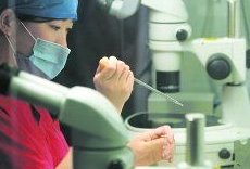 子宫纵隔生育困难可以在黄山市做三代试管吗？子宫有问题做试管的成功率高吗？